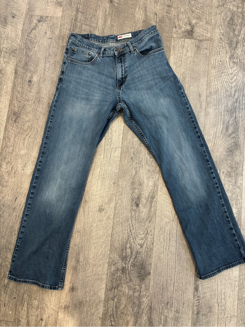 Wrangler Medium Wash Blue Straight Jeans